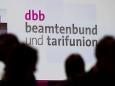 Es geht um viel Geld: Beamtenbund erwartet zähes Tarif-Ringen