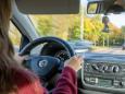 Betrugsversuche nehmen zu: Fast Hälfte aller Fahrschüler fällt durch Theorie-Prüfung