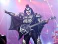Bezahlter Job mal anders: Gene Simmons macht unmoralisches Angebot