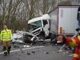 Lkw rast durch Mittelleitplanke: Tote und Schwerverletzte bei Unfall auf Autobahn in Bayern