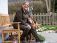 Fernsehsessel statt Jagdrevier?: Hund Urax soll Rundfunkgebühren zahlen