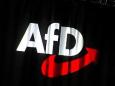 Amtlich "gesichert rechtsextrem": AfD mahnt Verfassungsschutz ab