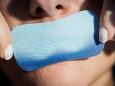 Warnung vor zugeklebtem Mund: "Mouth Taping": Social-Media-Trend laut Studie sehr riskant