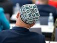 Recherche deckt Ausmaß aus: China verschickt Zehntausende Uiguren zum Arbeiten