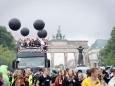 Parade im Berliner Tiergarten: Viele Verletzte bei Rave the Planet - teils lebensgefährlich
