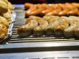 Uralte Urkunde als neuer Beleg: Wo stand die erste Bratwurstbude?