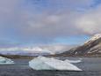 Übertrifft bisherige Beobachtung: Spitzbergen-Gletscher verliert Dutzende Gigatonnen Eis