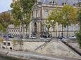 Polizei sucht vier Täter: Gestohlener Louvre-Schmuck von "unschätzbarem Wert"