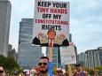 "Ich bin kein König": Trump nennt Massenproteste gegen ihn einen "Witz"