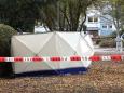 Täter auf der Flucht: Maskierter ersticht Frau in Bremen - Kind verletzt