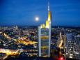 UniCredit beschädigt Vertrauen: Feindlicher Doppelangriff auf die Commerzbank