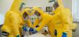 Behandlung von Ebola-Patienten in Deutschland: »Besonders sensibel ist das Ausziehen des Anzugs«
