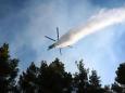 Schicksal einer Crew unklar: Hubschrauber kollidieren bei Löscharbeiten nahe Athen und stürzen ab