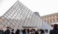 Opljačkan Louvre: Lopovi ukrali nakit iz Napoleonove i caričine kolekcije