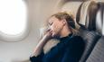 Ne možete zaspati u avionu, ma koliko bili umorni? Ovo su trikovi koji pomažu na dugim letovima