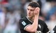 Vlahović pred nevjerojatnim transferom: Odlazi u velikana da bi sjedio na klupi?