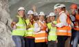 Na svečanosti probijanja tunela otkriven apsurd: Suglasnost za legalizaciju luksuznih vila na trasi dale su - Hrvatske ceste!