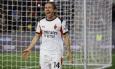 Gotovo je! Luka Modrić potpisao s Milanom do 2027. godine