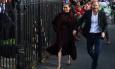 Bordo je jedna od najpoželjnijih boja jeseni, a Meghan Markle pokazala kako je nositi na elegantan način