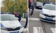 Drama pred sjedištem SNS-a: Policija ga privela, a on izašao iz auta kroz druga vrata