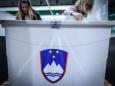 Pred referendumom o pomoči pri prostovoljnem končanju življenja v teku volilna opravila