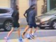 Emmanuel Macron obkrožen z varnostniki tekel po Ljubljani #video